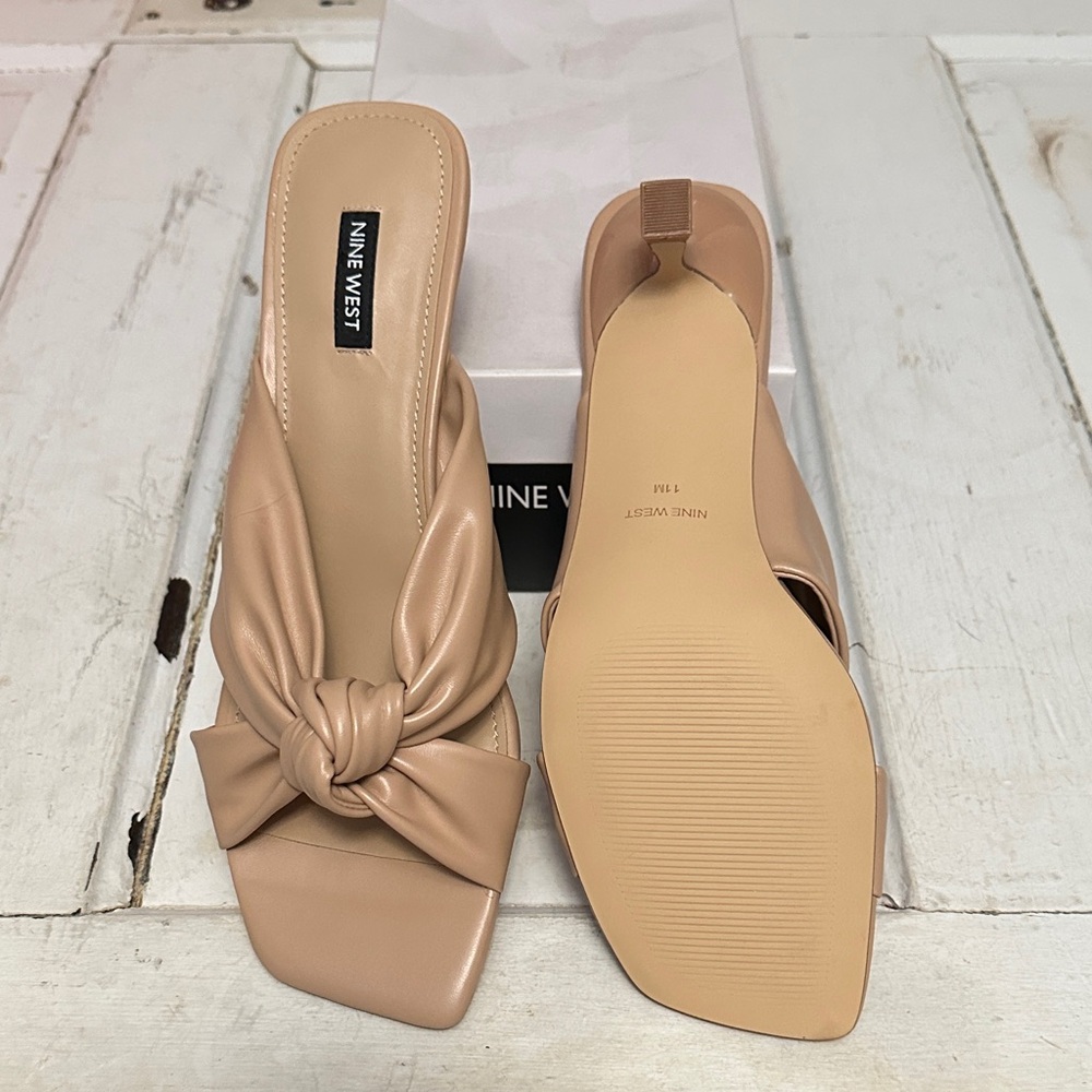 Nine West Women's Beige Knotted Heels - Picture 4 of 5